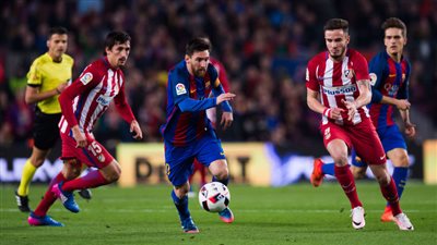 إنفوجراف.. تاريخ مواجهات برشلونة وأتلتيكو مدريد في الليجا