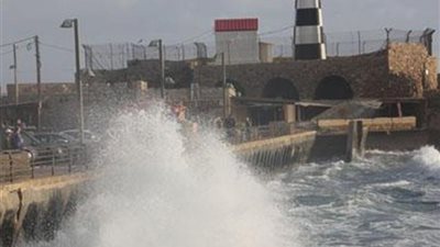 غلق بوغاز مينائي الإسكندرية والدخيلة لسوء الأحوال الجومائية