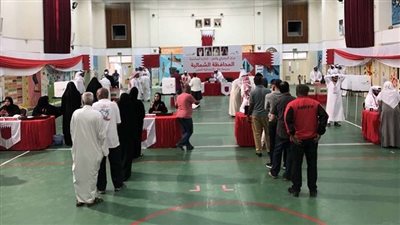 مراكز الاقتراع في البحرين تفتح أبوابها أمام الناخبين 