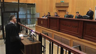 المشدد 5 سنوات لـ 8متهمين بـ