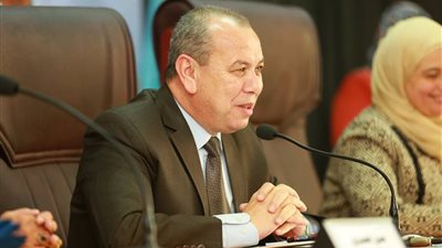 في 16 يوم.. محافظ كفرالشيخ يطلق حملة لمناهضة العنف ضد المرأة 