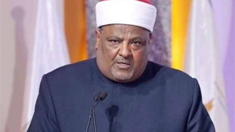 عباس شومان 