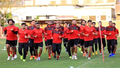 الأهلي يختتم استعداداته للمقاولون وتدريبات تأهيلية لعمرو السولية