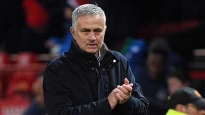 لاعبو مانشستر يونايتد ينفجرون غضبا ضد مورينيو