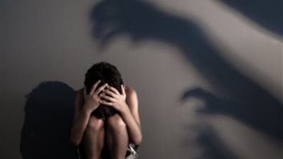 إنفوجراف| 7 أضرار نفسية يسببها الاعتداء الجنسي على الأطفال 