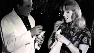 فيديو| لقاء نادر للشحروة مع فريد شوقي في تلفزيون لبنان عام 1967