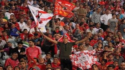 صور.. محمد صلاح يتسبب في أزمة بين  جماهير الأهلي والزمالك 