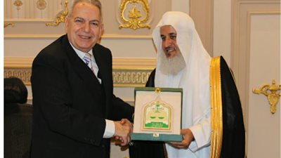 الوفد القضائي السعودي في زيارة لرئيس محكمة الاستئناف لبحث سبل التعاون