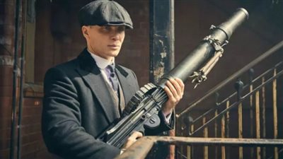 مشاهدة مسلسل peaky blinders الموسم الثاني الحلقة الاولي 