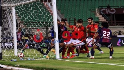 صور.. الأهلي يخطف بتروجت ويقفز مركزين في ترتيب الدوري المصري