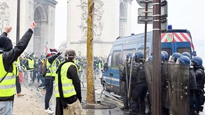 محتجو باريس: نخطط لانتشار المسيرات لألمانيا وهولندا وبريطانيا بعد فرنسا وبلجيكا