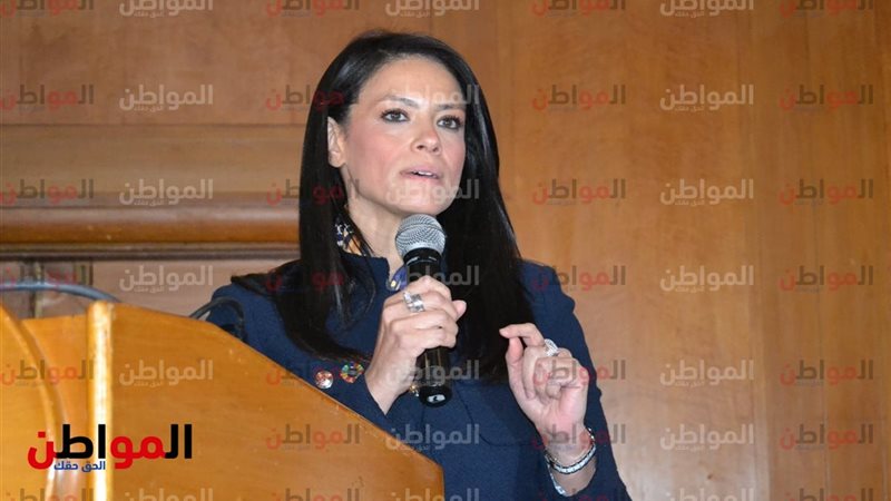 وزيرة السياحة تفتتح