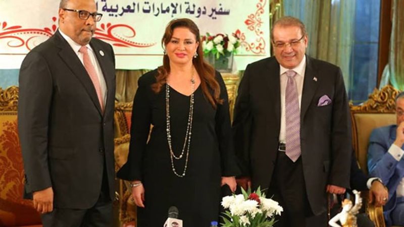 إلهام شاهين تشارك