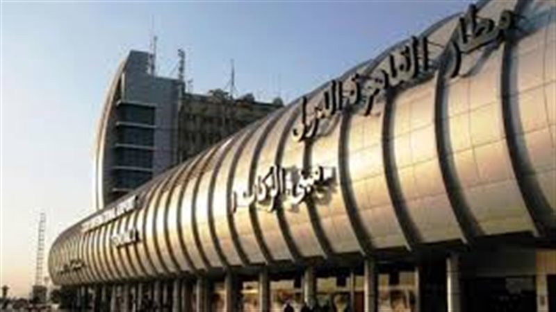 مطار القاهرة 