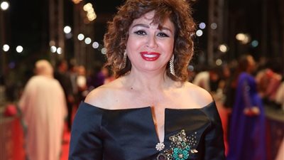 إلهام شاهين عن مهرجان القاهرة: لا يجب أن نكون منحازين للفيلم المصرى