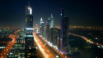 مرحبا الساع .. شعار تطور الإمارات العربية المتحدة من البداوة حتى الصدارة