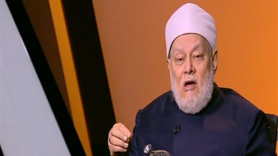 رأى علي جمعة فى قضية إرضاع الكبير