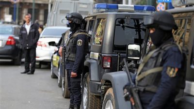 تفاصيل الإفراج عن 5 أشخاص اعتدوا على الشرطة بالحجارة في سوهاج 