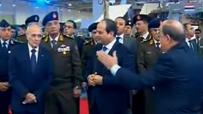 السيسي يتفقد المعرض الدولي للصناعات الدفاعية والعسكرية 