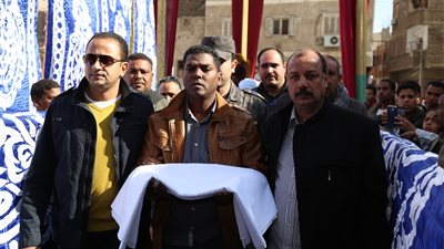 محافظ قنا يشهد جلسة صلح القودة بين أبناء عائلة الجالس وعائلة عوكل بالحصواية