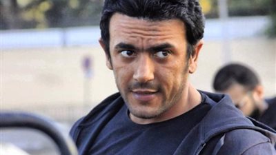 بعد كلبش .. أحمد العوضي  يتعاقد على لص بغداد 