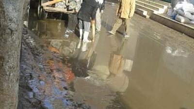 محافظ الشرقية: تكثيف أعمال شفط مياه الأمطار من الشوارع
