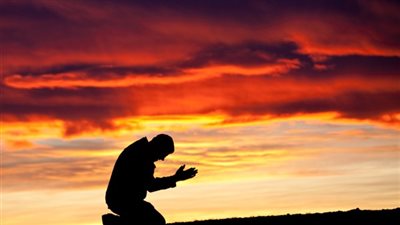 أكيد مش الفجر .. صلاة زادت ركعتين في شهر ربيع الآخر!