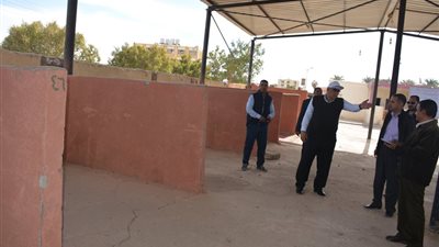 صور.. محلات تجارية للشباب بسوق المروة بواحة الخارجة