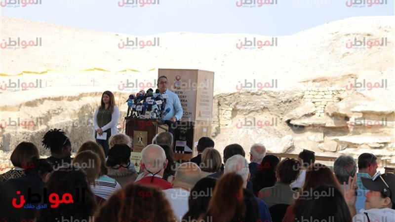 وزير الآثار