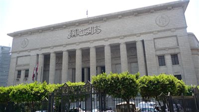 غدا .. محاكمة رئيس حى الرحاب ومحامى مدينتي بتهمة تلقي رشوة