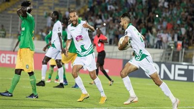 الأهلي أم الزمالك.. وكيل محمود بنحليب يحسم وجهة اللاعب في مصر