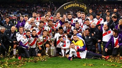 رسالة رئيس الأرجنتين بعد مباراة Boca juniors vs River plate