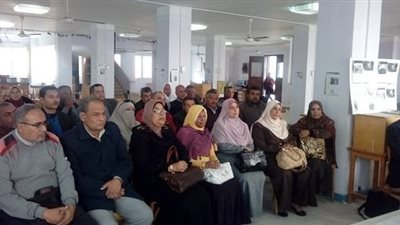 رئيس منطقة الإسكندرية الأزهرية يجتمع بشيوخ المعاهد لبحث استعدادات الامتحانات