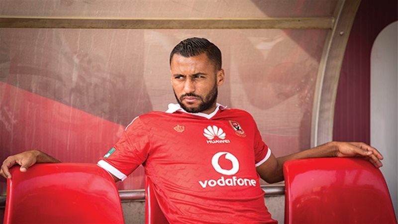 حسام عاشور لاعب الأهلي