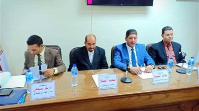 صور| بدء ندوة الإعلام بين المسؤولية والمهنية بحزب مصر الثورة