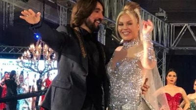 فستان نيكول سابا يشعل جنون التواصل الاجتماعي.. وهاني البحيري: صنع في مصر ونفتخر