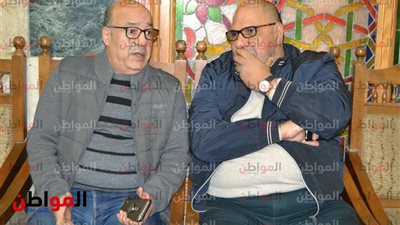 صور| حجاج عبد العظيم وسامح رشاد يقدمان العزاء فى محمود القلعاوي 