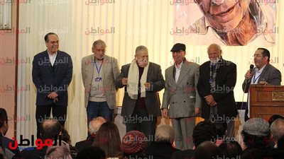 صور| لسه الأغاني ممكنة.. تكريم لفيف من نجوم الفن في ختام مهرجان يوسف شاهين السينمائي