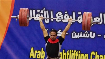 طالب بجامعة الفيوم يحصل على ثلاث ميدليات فضية في رفع الأثقال