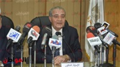 التموين تنفي الحذف العشوائي للمواطنين من بطاقات التموين 	