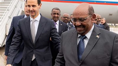 بث مباشر .. البشير في دمشق ولقائه بنظيره السوري
