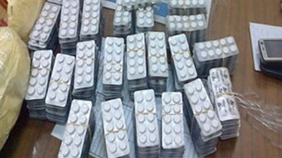 بحوزتهم 3 آلاف قرص ترامادول .. القبض على تجار مخدرات بالبحيرة