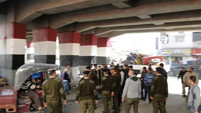 رفع 1393 حالة إشغالات ثابتة ومتحركة خلال حملة أمنية بالبحيرة 