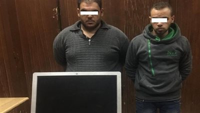ضبط شخص بحوزته خاتم شعار الجمهورية مقلد بالأزبكية