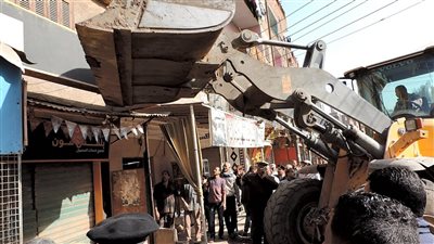 صور.. تنفيذ 43 قرار إزالة تعديات على أملاك الدولة ببنها