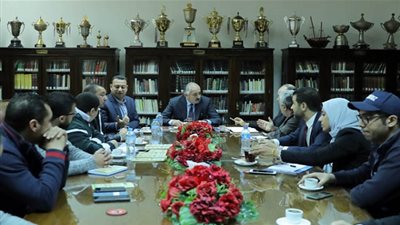 الأهلي يناقش مع جهاز المشروعات بوزارة الدفاع آلية تطوير دخول الجماهير