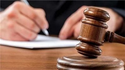 جنايات القاهرة: السجن 15 عاما لـ7 متهمين في قضية رشوة المطار