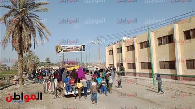 مشاهد من انتخابات طامية التكميلية.. سيارات النقل تحمل السيدات للإدلاء بأصواتهن بالفيوم