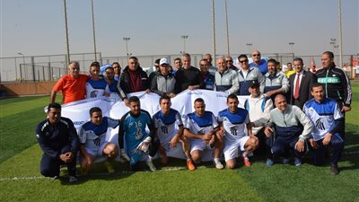 صور.. فعاليات اليوم الرياضي للعاملين بمصر للطيران بحضور الوزير
