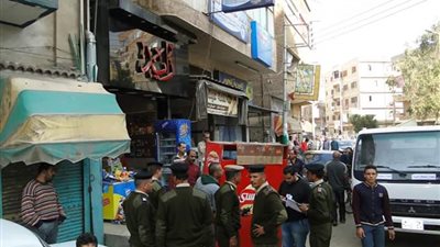رفع 1486 حالة اشغالات ثابتة ومتحركة خلال حملة أمنية بالبحيرة 